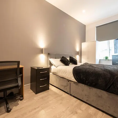 Apartment 1 Bedroom Luxury Serviced